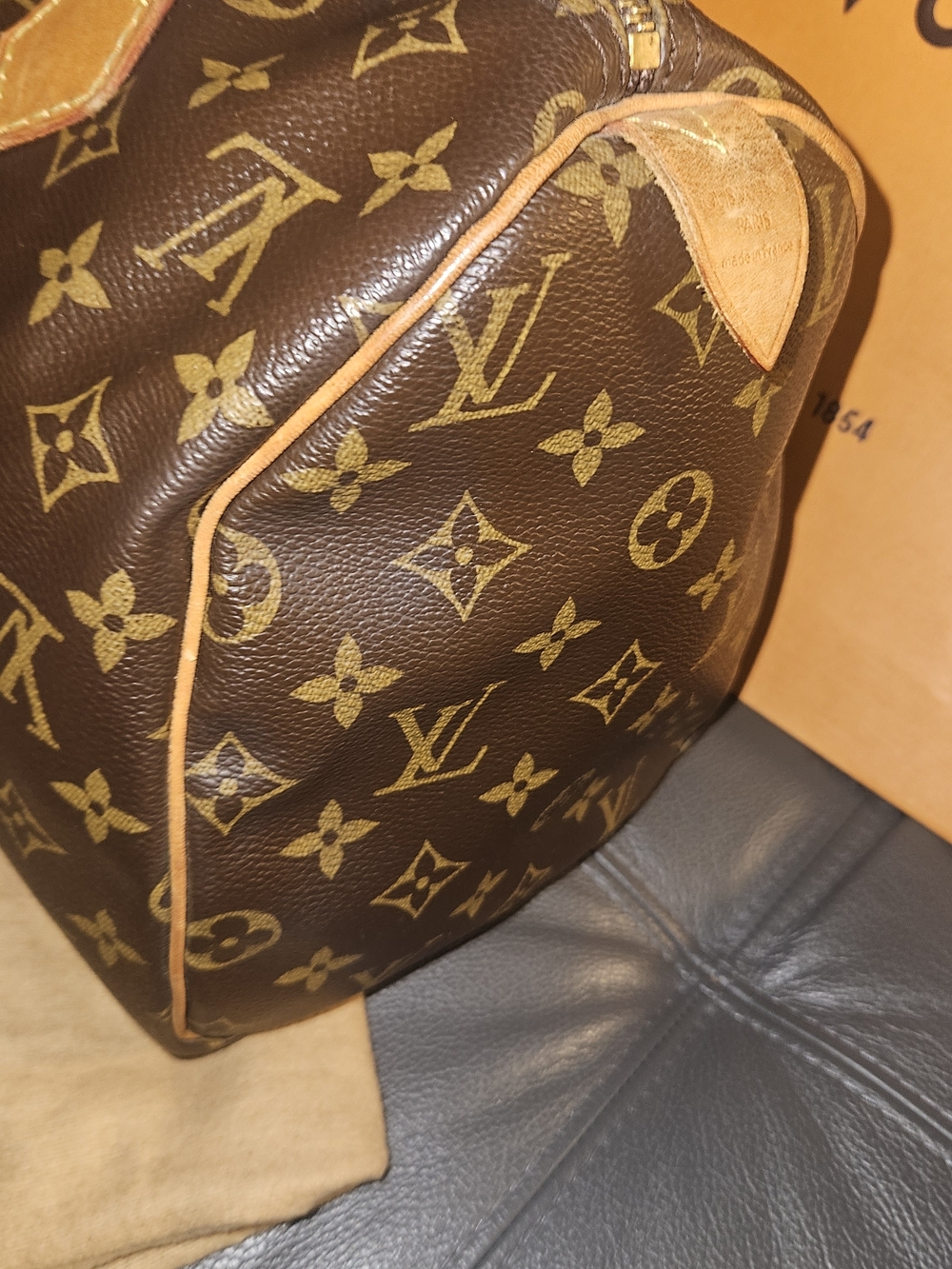 Louis Vuitton Monogram Speedy 30 W/ COA - Picture 6 of 13